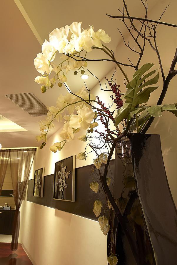 Qi Hai Motel Zhunan Екстер'єр фото